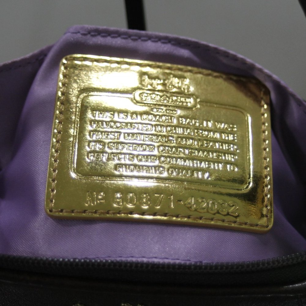 Coach Wristlet - Picture 7 of 7